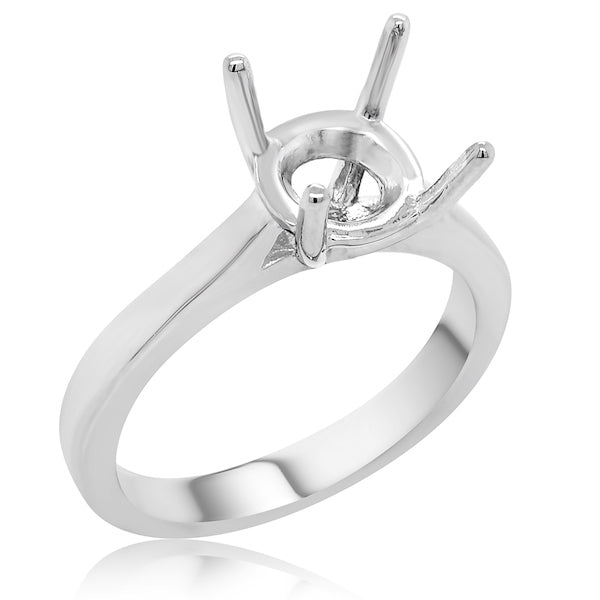 Platinum classic tapered solitaire diamond engagement ring mounting