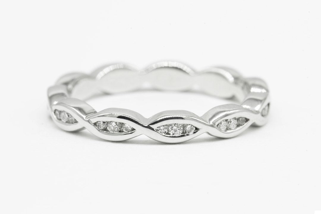 The Real Breakdown of 1 to 6 Carat Eternity Bands