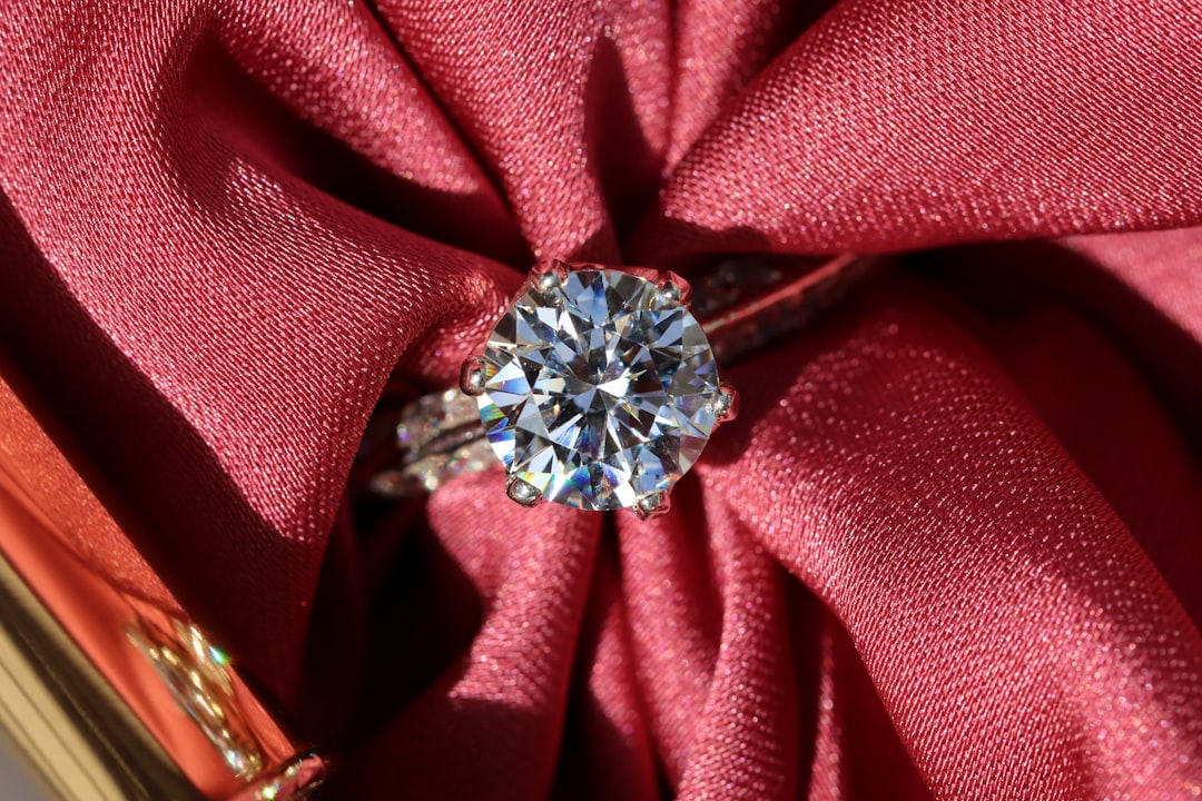 Average Diamond Sizes and Why You Might Want to Go Bigger