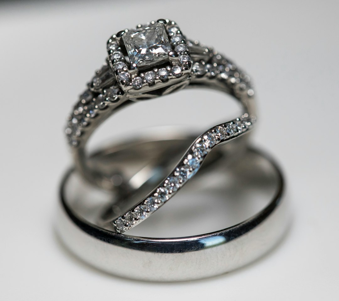 The Half Eternity Ring Guide for Gold Girls and Beyond