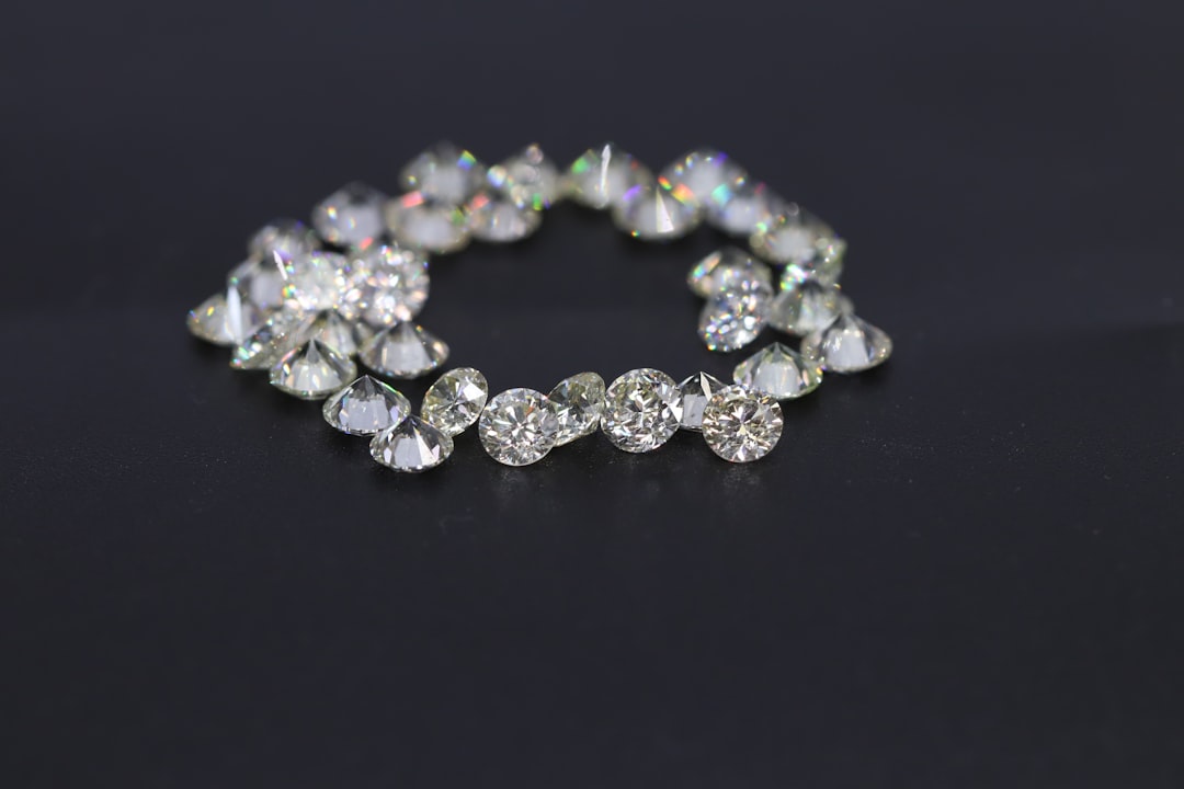 The Finest Sparkle: How to Choose a Diamond Bracelet with Hand-Selected Stones