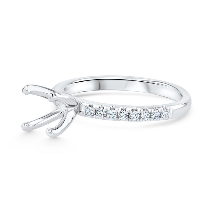 18kt White Gold 4-Prong Engagement Ring Mounting w/ Diamonds