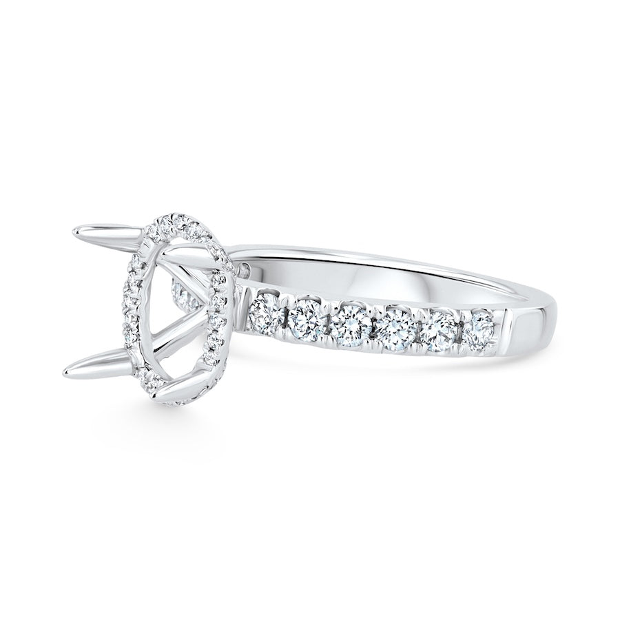 18kt White Gold Oval Mounting with 56 Diamonds 0.60ctw