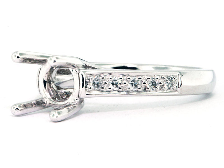 Flowing Trellis Head Platinum Diamond Engagement Ring Setting