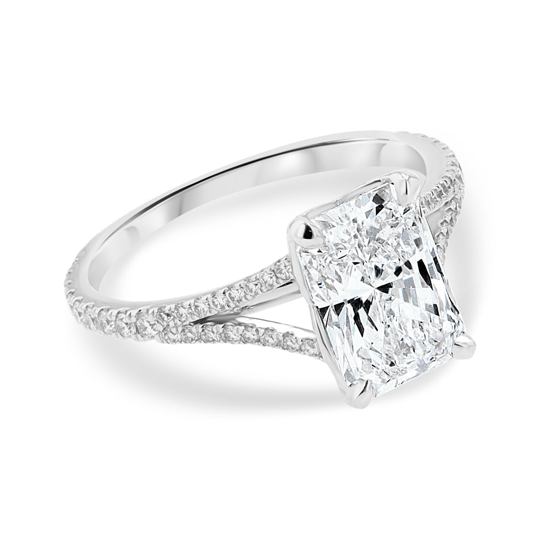 14K White Gold Engagement Ring with 1.51ct Radiant Diamond