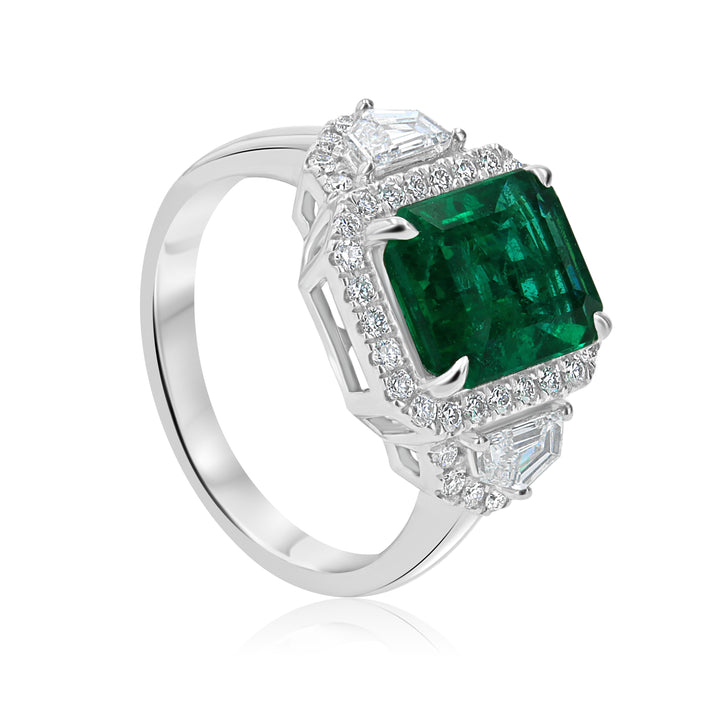 18K White Gold Emerald Halo Ring with Shield Diamond Accents