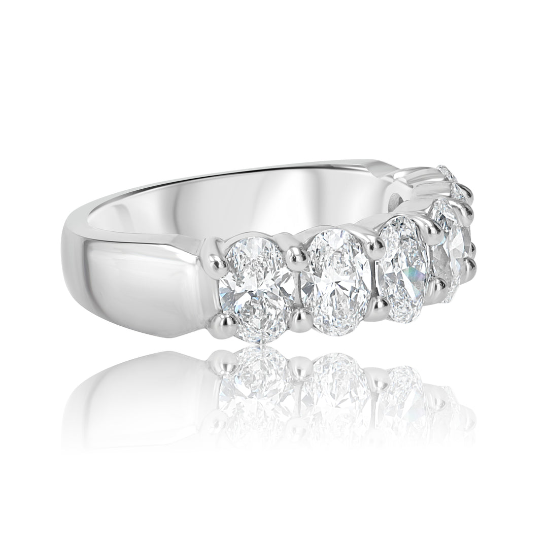 1.80ct Oval Diamonds Platinum Shared-Prong Band