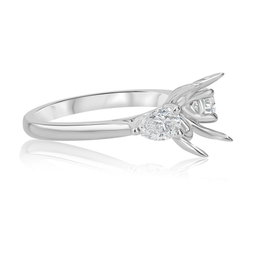 0.60ct Pear-Shaped Diamond Platinum Engagement Ring Mounting