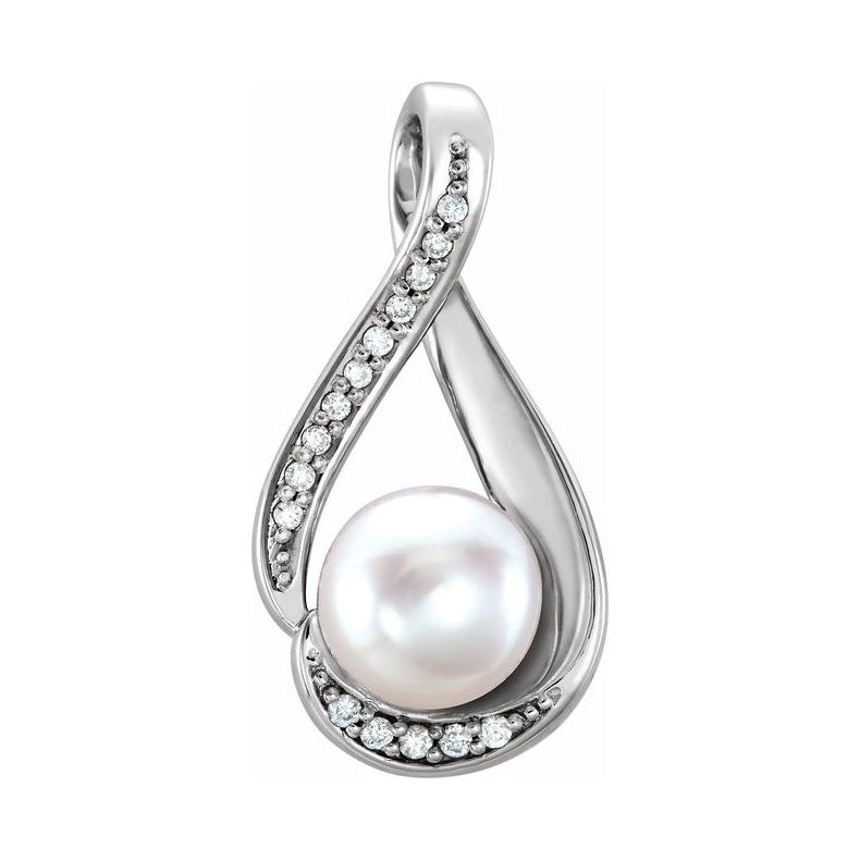Accented Pearl Pendant