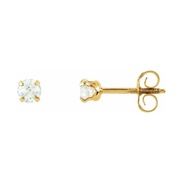 Round 4-Prong Youth Stud Earrings