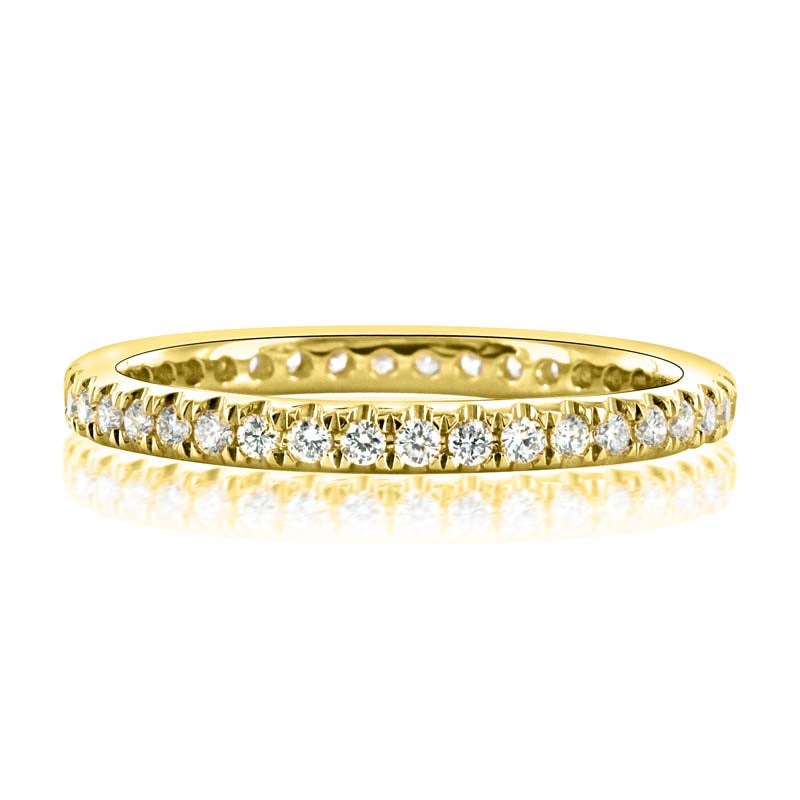 14kt Yellow Gold Prong-Set Diamond Wedding Band
