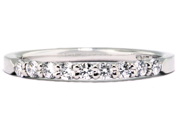 Thin 1.9mm  Platinum Wedding Band | Washington Diamond