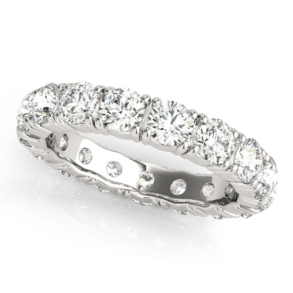 15-Stone Round Diamond Wedding Ring