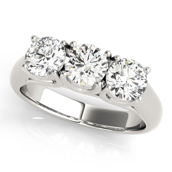 3-Stone Round Diamond Engagement Ring