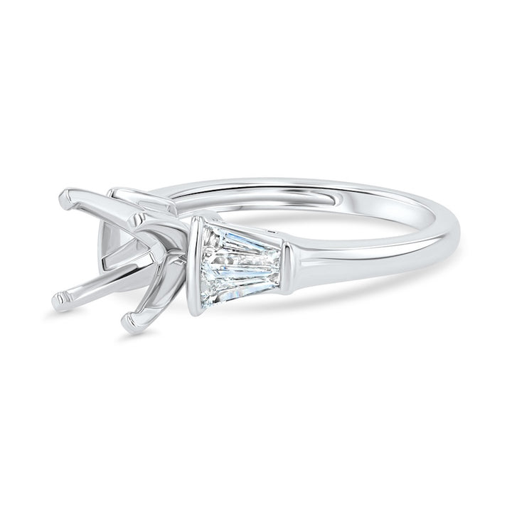 Tapered Baguette Diamond 18K White Gold Engagement Setting